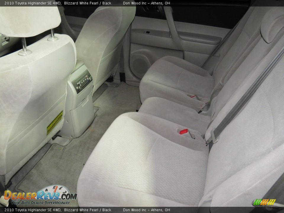 2010 Toyota Highlander SE 4WD Blizzard White Pearl / Black Photo #22