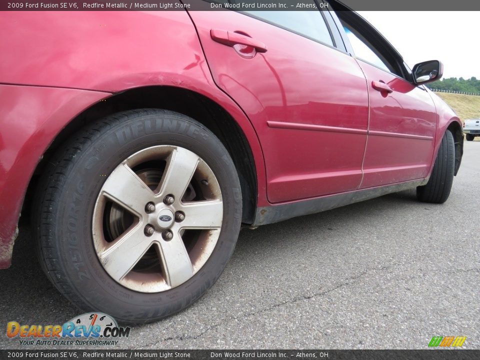 2009 Ford Fusion SE V6 Redfire Metallic / Medium Light Stone Photo #11