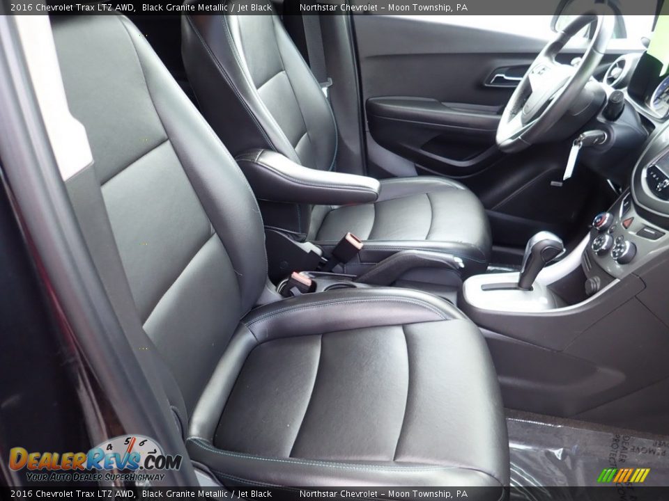 Front Seat of 2016 Chevrolet Trax LTZ AWD Photo #15