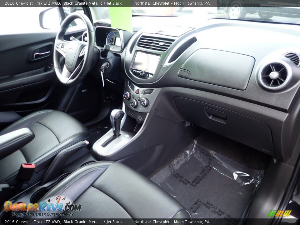 Dashboard of 2016 Chevrolet Trax LTZ AWD Photo #16