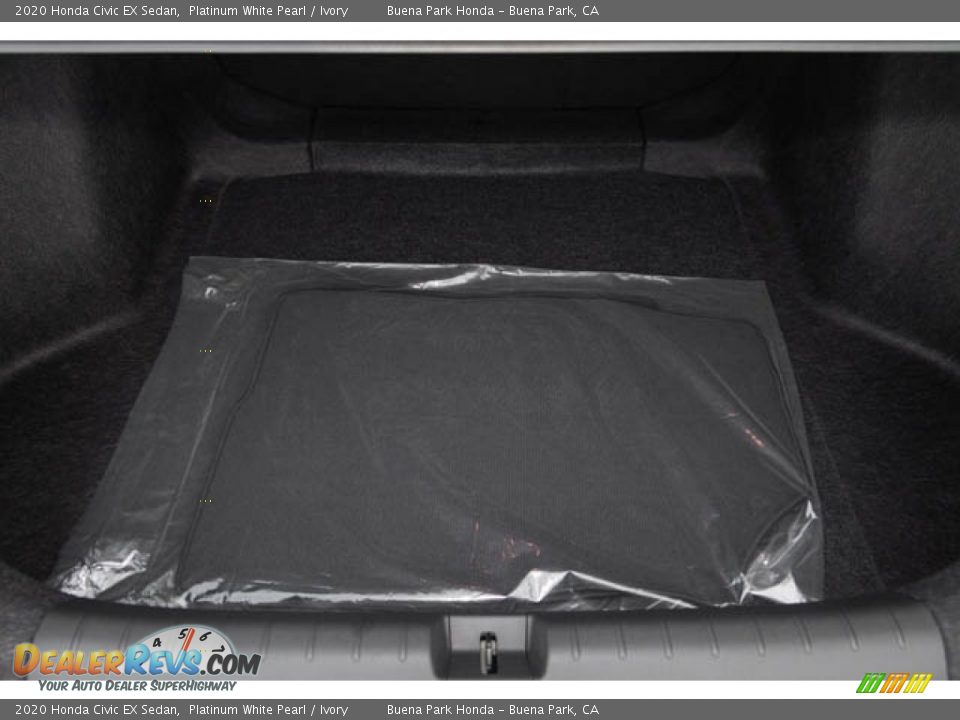2020 Honda Civic EX Sedan Platinum White Pearl / Ivory Photo #28
