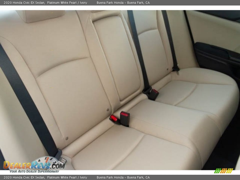 2020 Honda Civic EX Sedan Platinum White Pearl / Ivory Photo #30