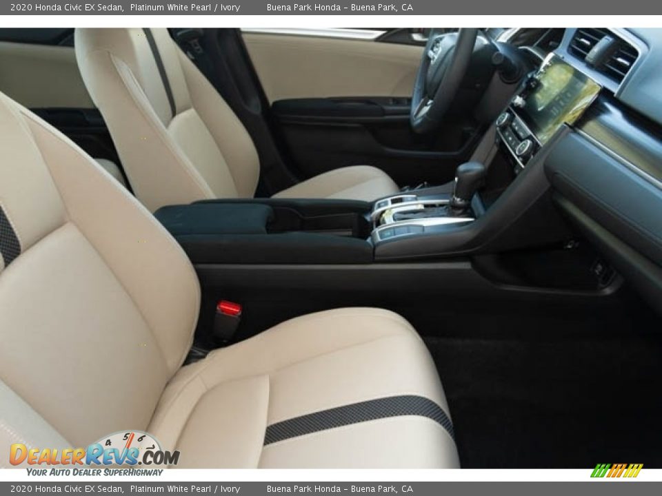 2020 Honda Civic EX Sedan Platinum White Pearl / Ivory Photo #31