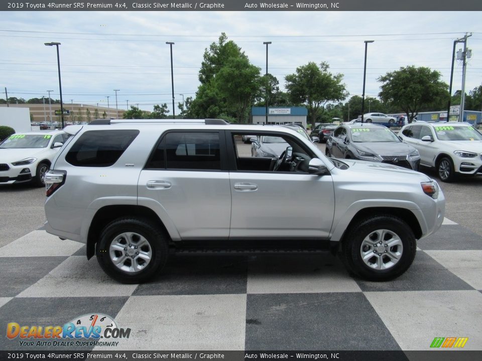 2019 Toyota 4Runner SR5 Premium 4x4 Classic Silver Metallic / Graphite Photo #3