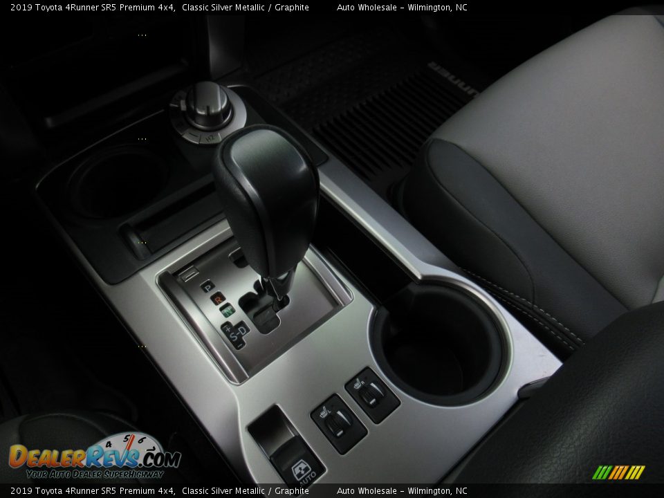 2019 Toyota 4Runner SR5 Premium 4x4 Classic Silver Metallic / Graphite Photo #19