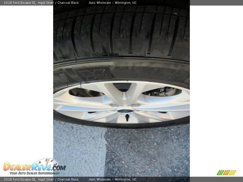 2018 Ford Escape SE Ingot Silver / Charcoal Black Photo #10