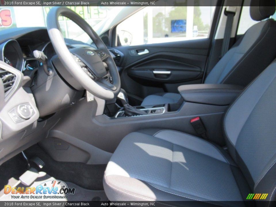 2018 Ford Escape SE Ingot Silver / Charcoal Black Photo #11