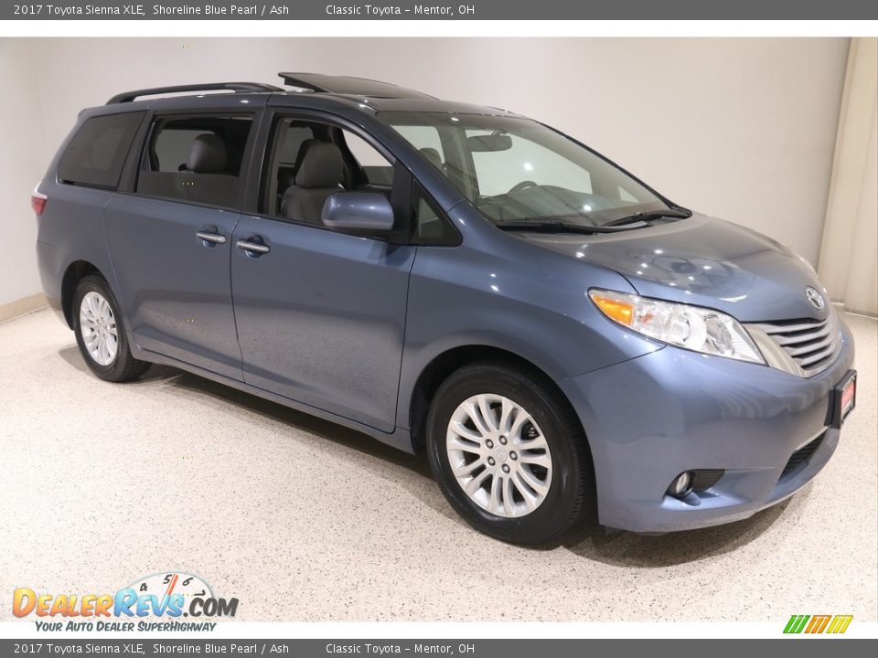 2017 Toyota Sienna XLE Shoreline Blue Pearl / Ash Photo #1