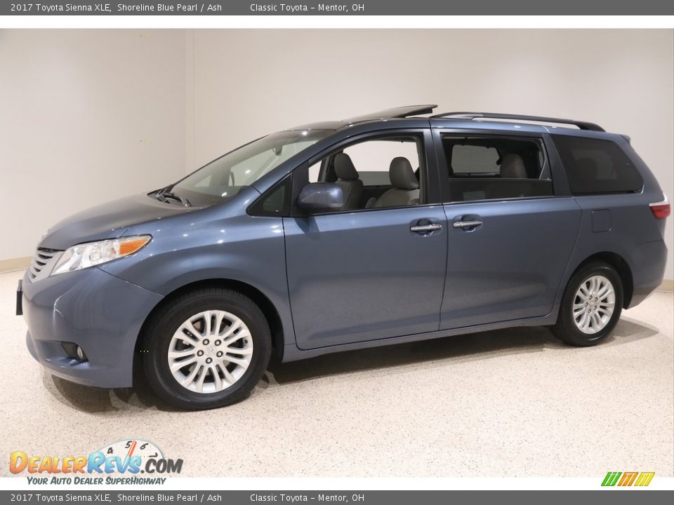 2017 Toyota Sienna XLE Shoreline Blue Pearl / Ash Photo #3