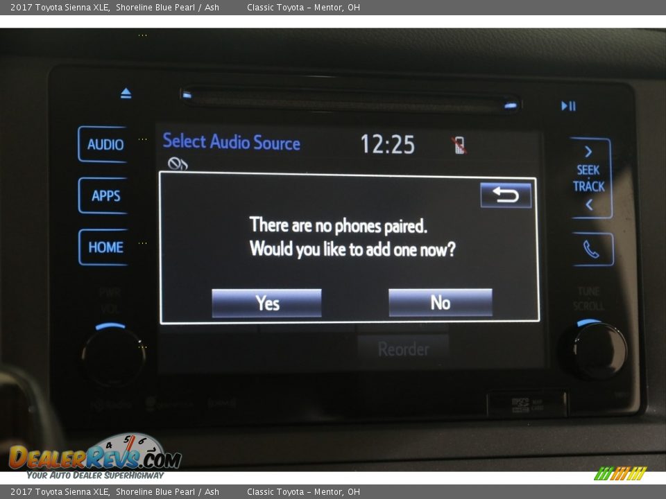 2017 Toyota Sienna XLE Shoreline Blue Pearl / Ash Photo #13