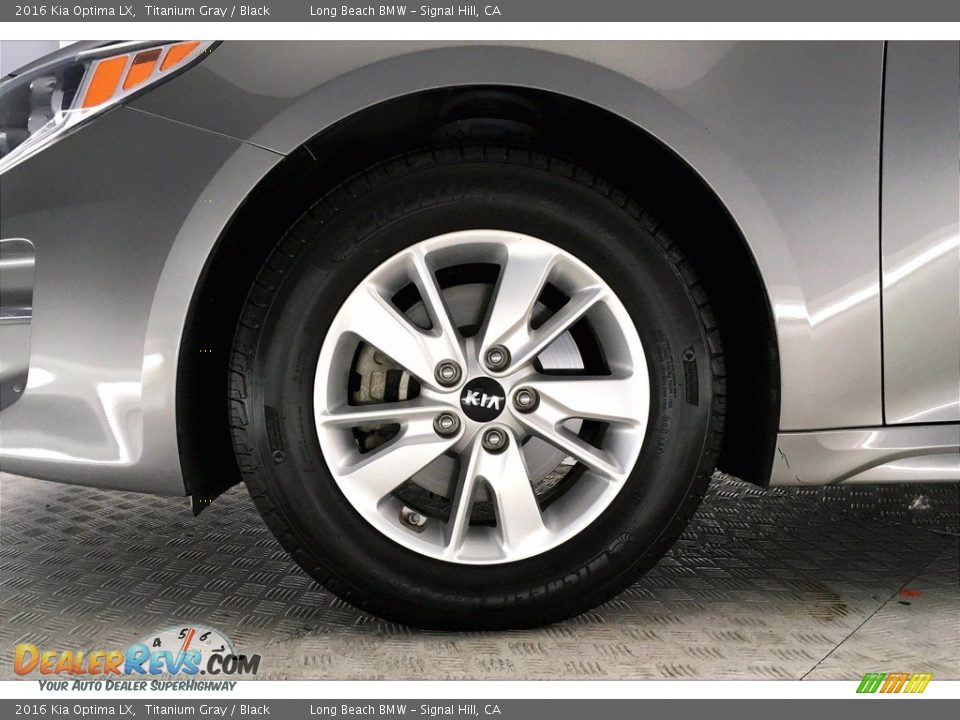 2016 Kia Optima LX Wheel Photo #8