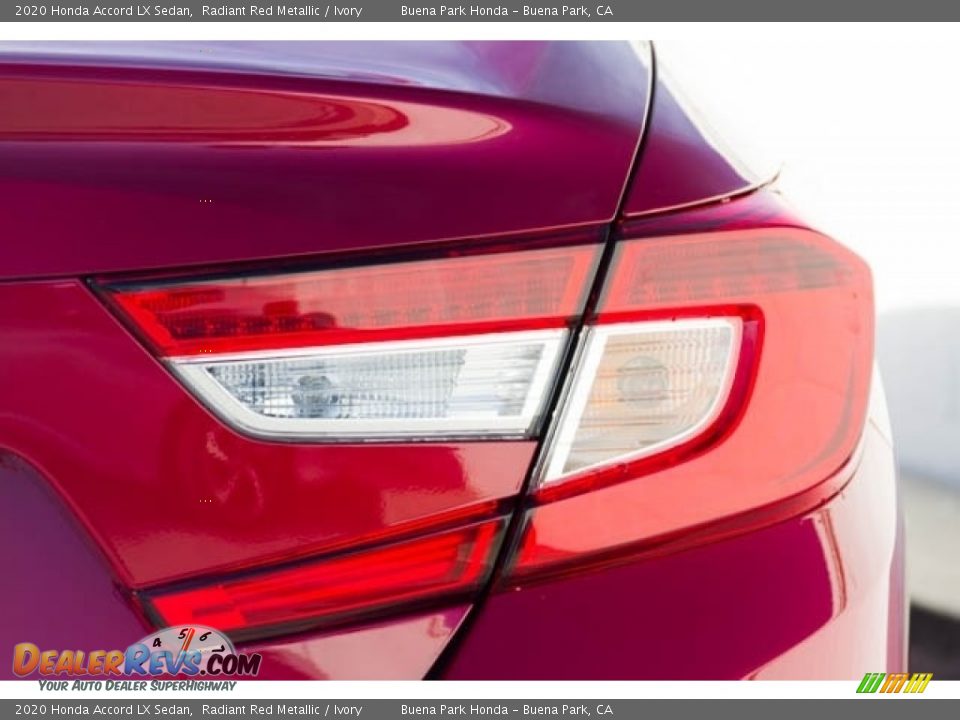 2020 Honda Accord LX Sedan Radiant Red Metallic / Ivory Photo #8