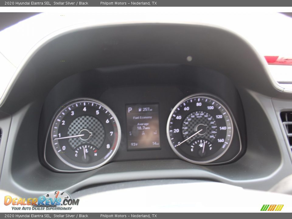2020 Hyundai Elantra SEL Stellar Silver / Black Photo #13