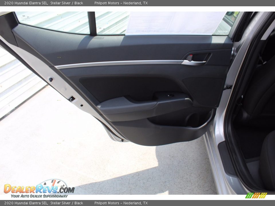 2020 Hyundai Elantra SEL Stellar Silver / Black Photo #18