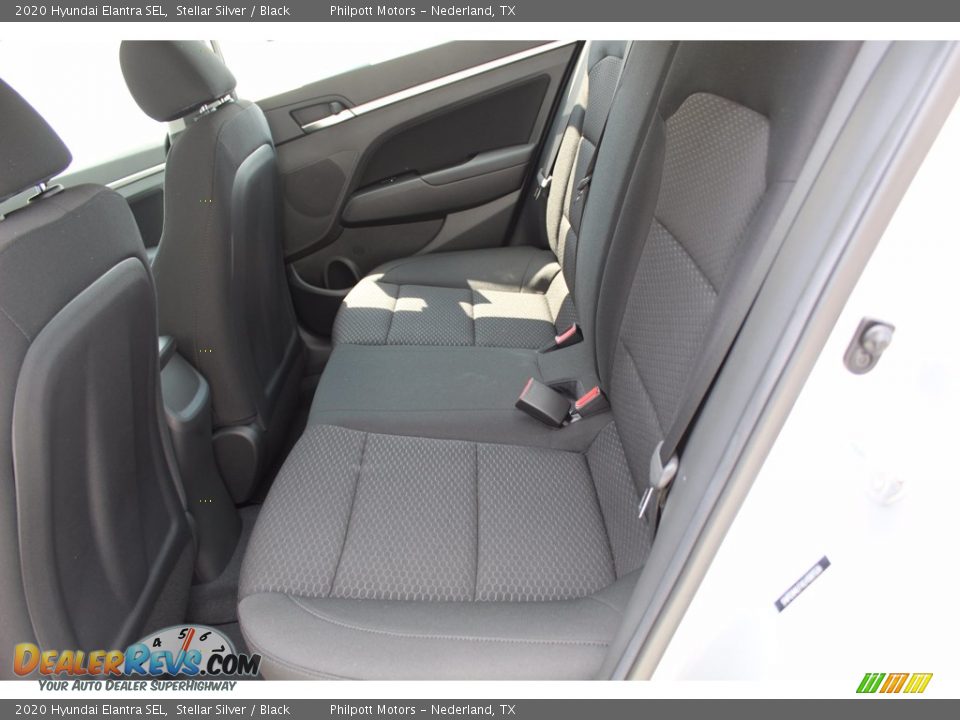 2020 Hyundai Elantra SEL Stellar Silver / Black Photo #19
