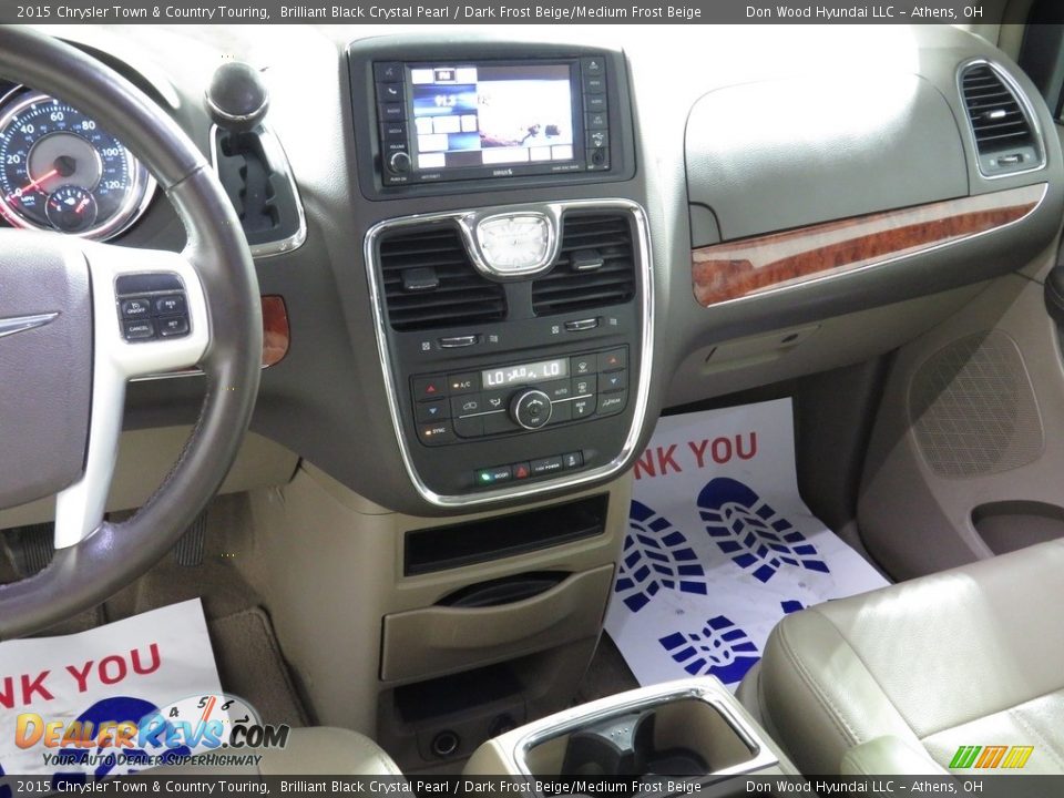 2015 Chrysler Town & Country Touring Brilliant Black Crystal Pearl / Dark Frost Beige/Medium Frost Beige Photo #30