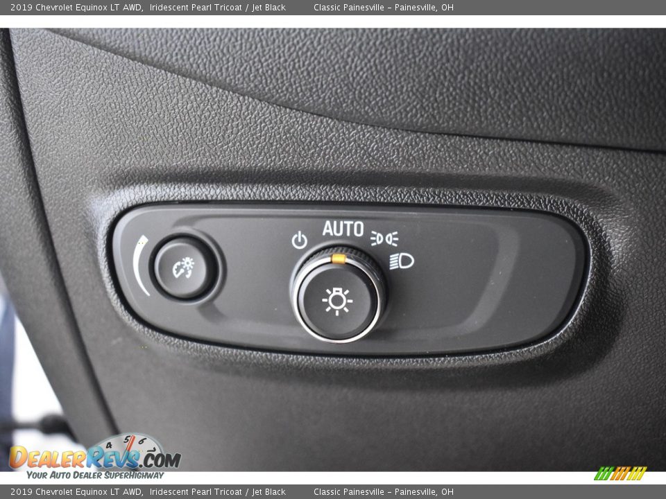 2019 Chevrolet Equinox LT AWD Iridescent Pearl Tricoat / Jet Black Photo #11
