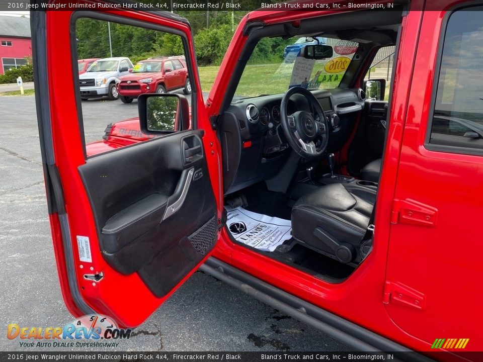 2016 Jeep Wrangler Unlimited Rubicon Hard Rock 4x4 Firecracker Red / Black Photo #12