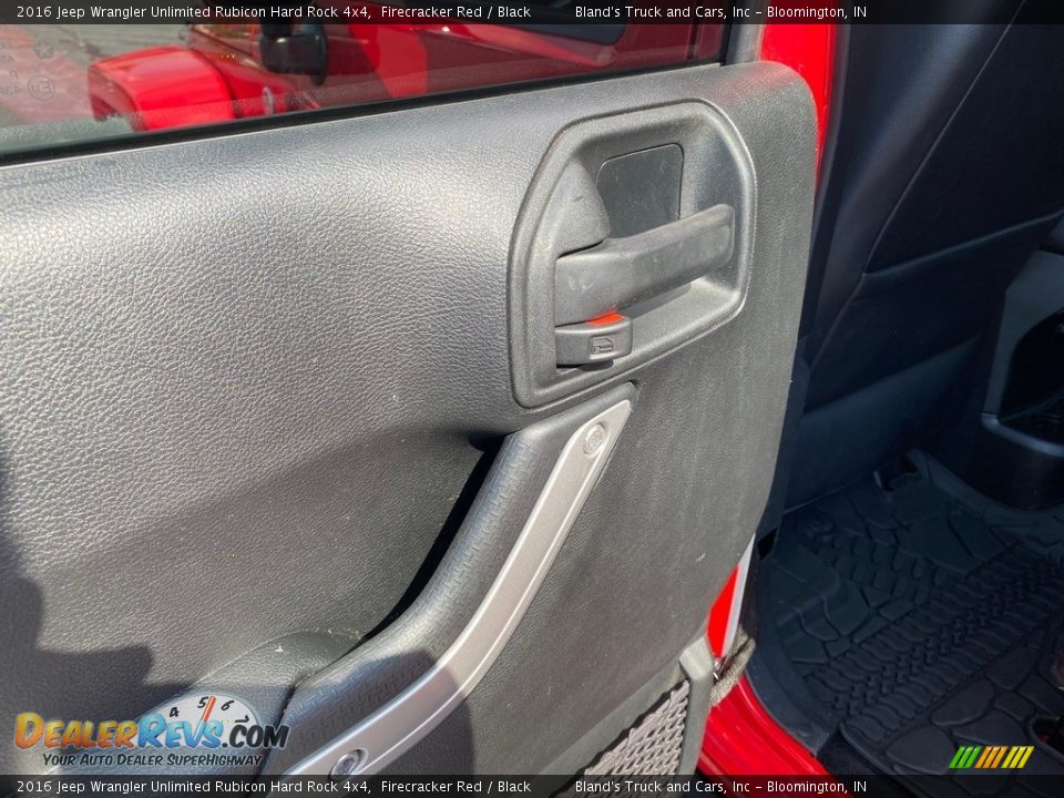 2016 Jeep Wrangler Unlimited Rubicon Hard Rock 4x4 Firecracker Red / Black Photo #32