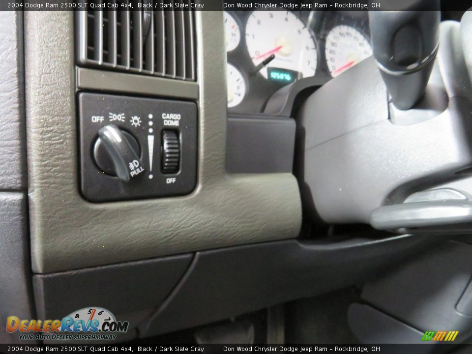 2004 Dodge Ram 2500 SLT Quad Cab 4x4 Black / Dark Slate Gray Photo #18