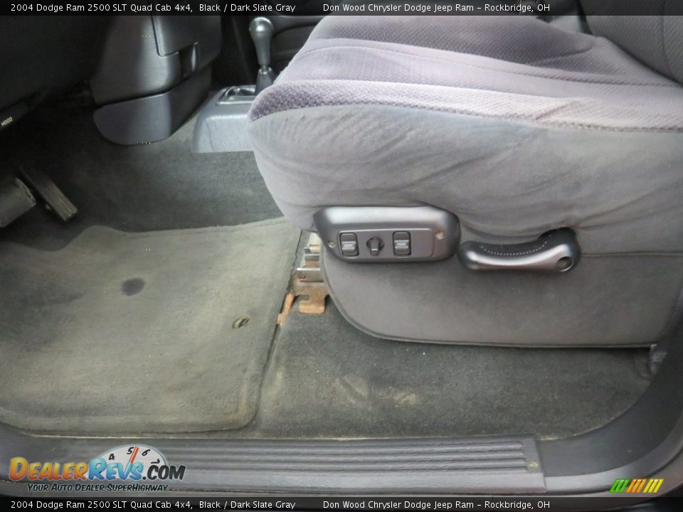 2004 Dodge Ram 2500 SLT Quad Cab 4x4 Black / Dark Slate Gray Photo #19
