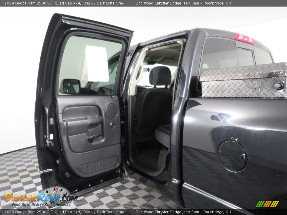 2004 Dodge Ram 2500 SLT Quad Cab 4x4 Black / Dark Slate Gray Photo #22
