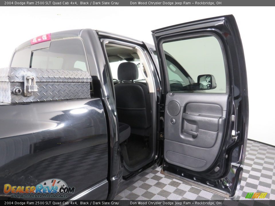 2004 Dodge Ram 2500 SLT Quad Cab 4x4 Black / Dark Slate Gray Photo #25