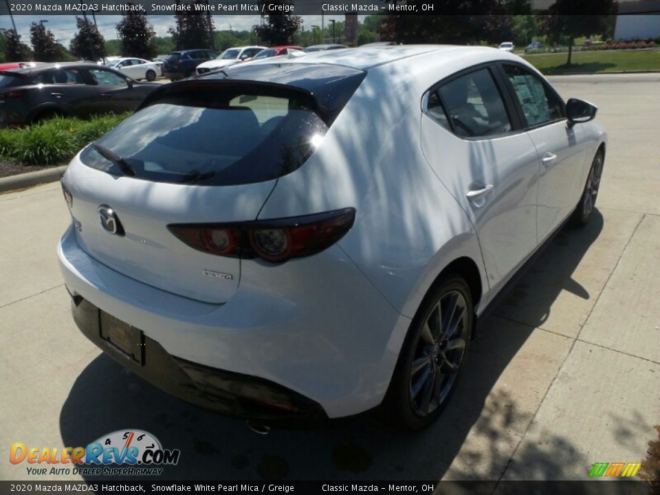 2020 Mazda MAZDA3 Hatchback Snowflake White Pearl Mica / Greige Photo #7
