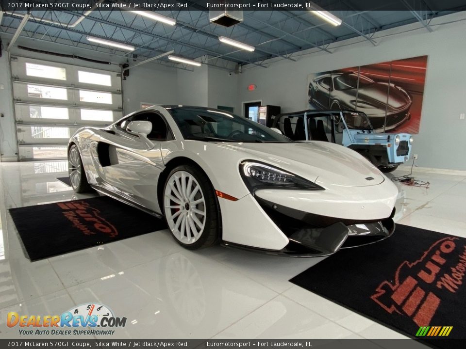 2017 McLaren 570GT Coupe Silica White / Jet Black/Apex Red Photo #1