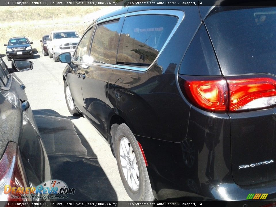 2017 Chrysler Pacifica LX Brilliant Black Crystal Pearl / Black/Alloy Photo #3
