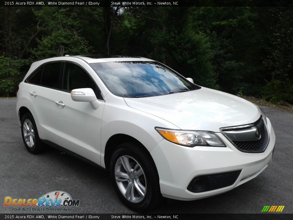 Front 3/4 View of 2015 Acura RDX AWD Photo #5