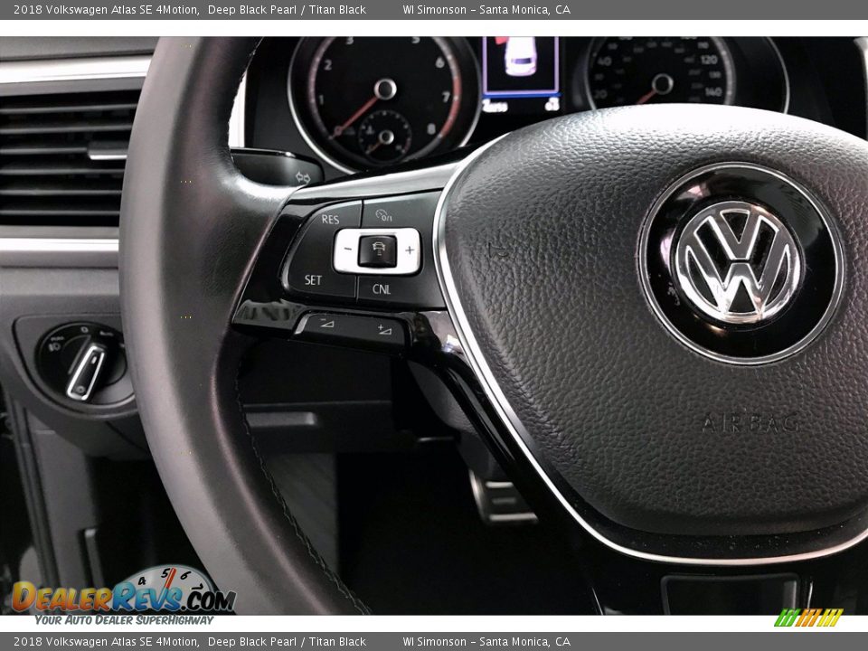 2018 Volkswagen Atlas SE 4Motion Steering Wheel Photo #18