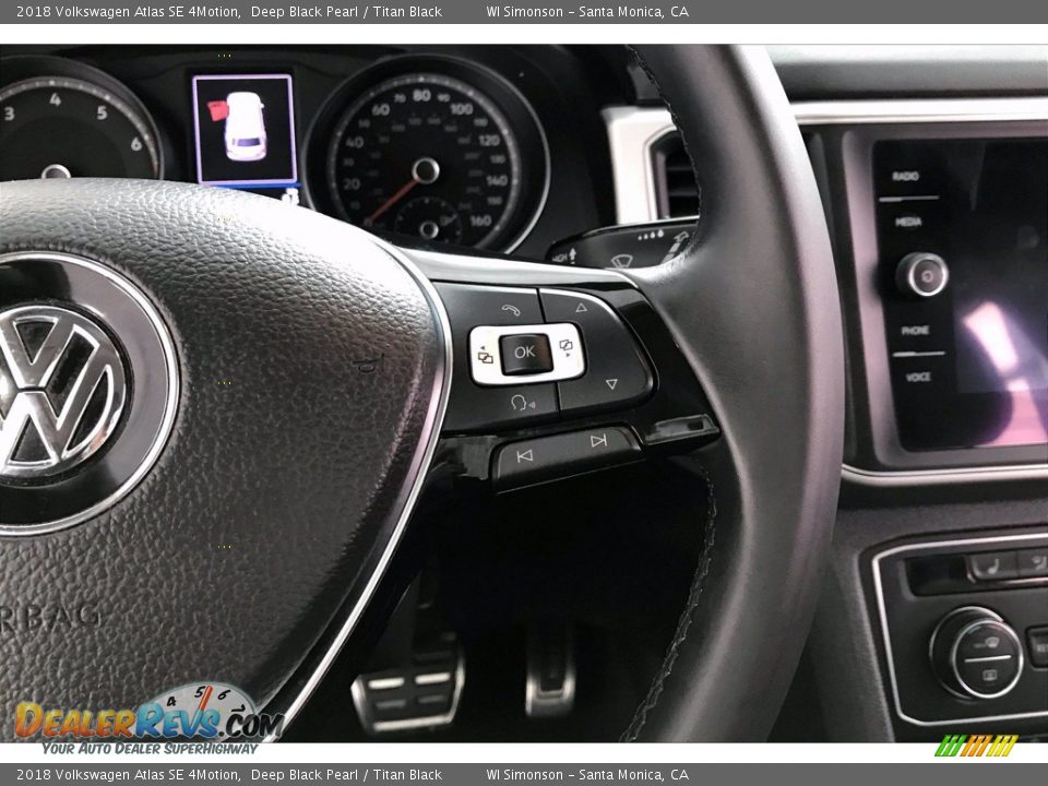 2018 Volkswagen Atlas SE 4Motion Steering Wheel Photo #19