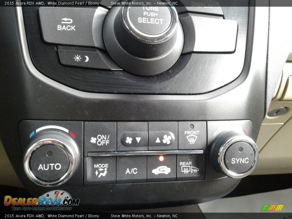 Controls of 2015 Acura RDX AWD Photo #23