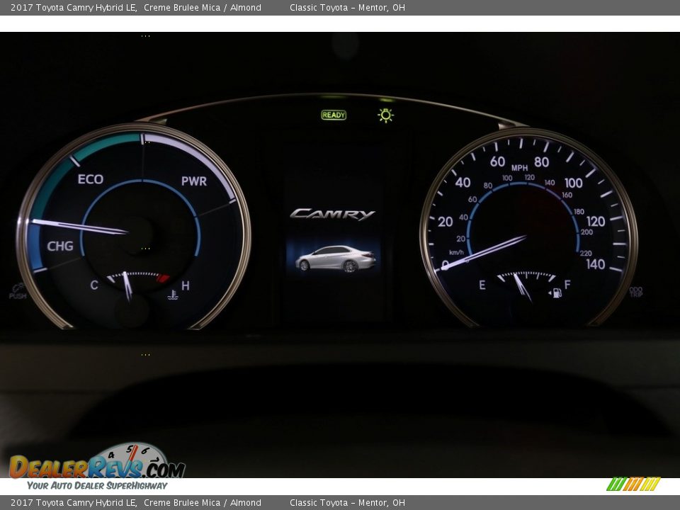 2017 Toyota Camry Hybrid LE Creme Brulee Mica / Almond Photo #10