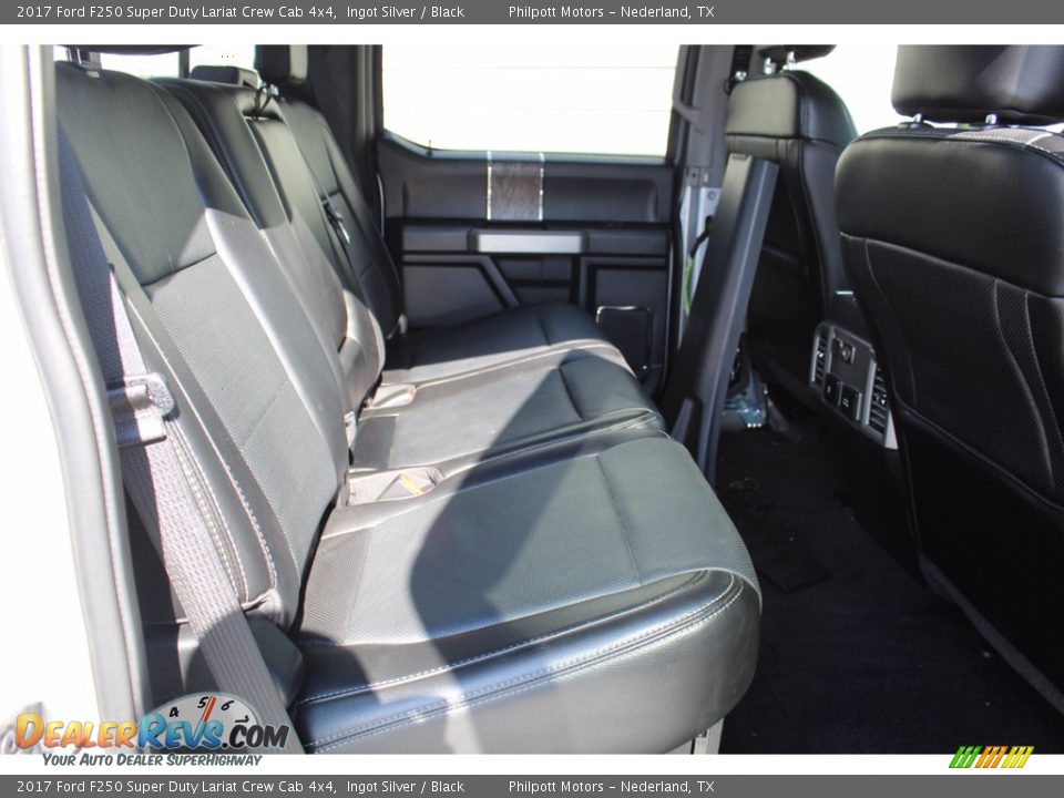 2017 Ford F250 Super Duty Lariat Crew Cab 4x4 Ingot Silver / Black Photo #28
