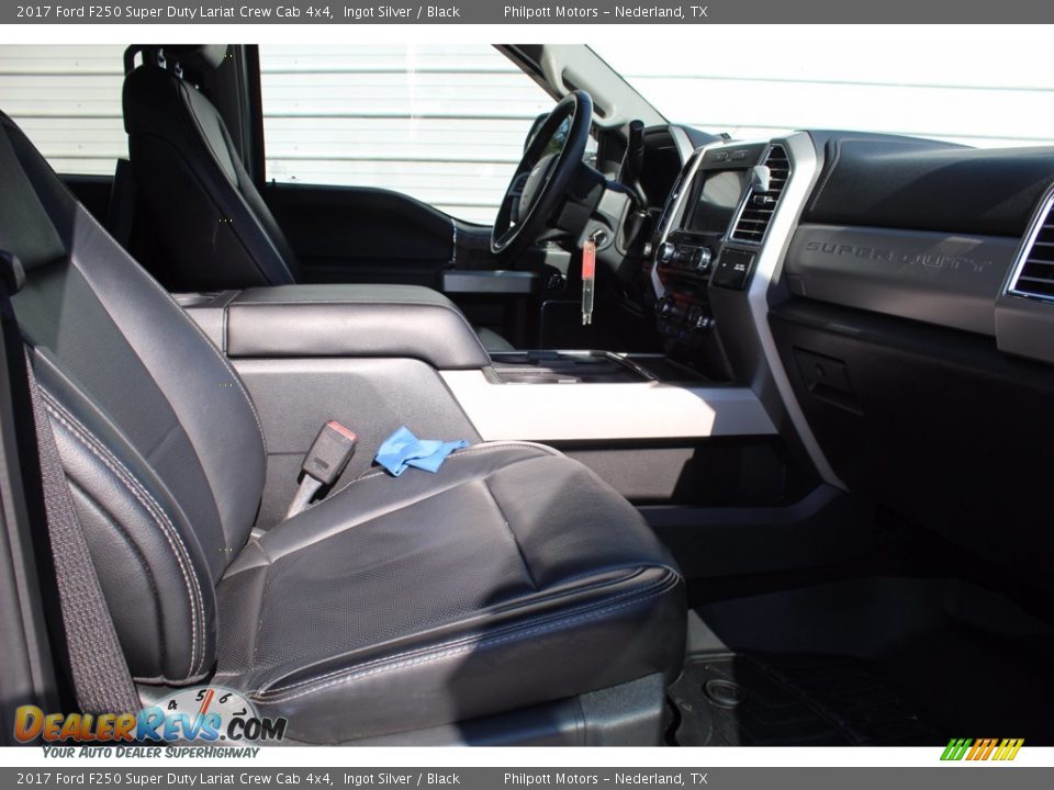 2017 Ford F250 Super Duty Lariat Crew Cab 4x4 Ingot Silver / Black Photo #30