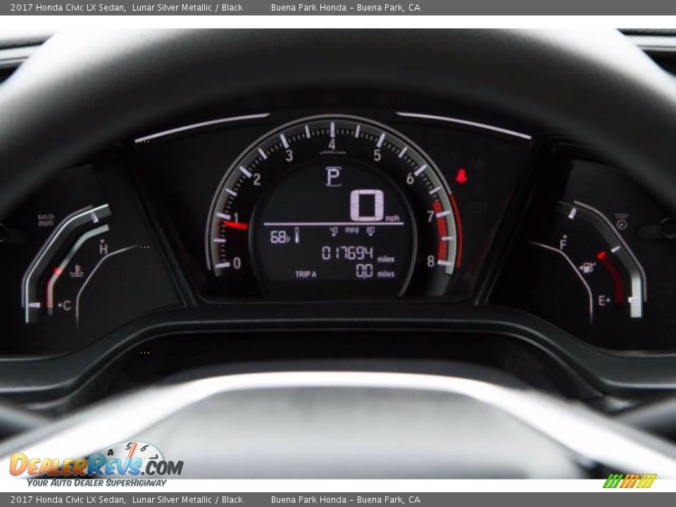2017 Honda Civic LX Sedan Lunar Silver Metallic / Black Photo #28