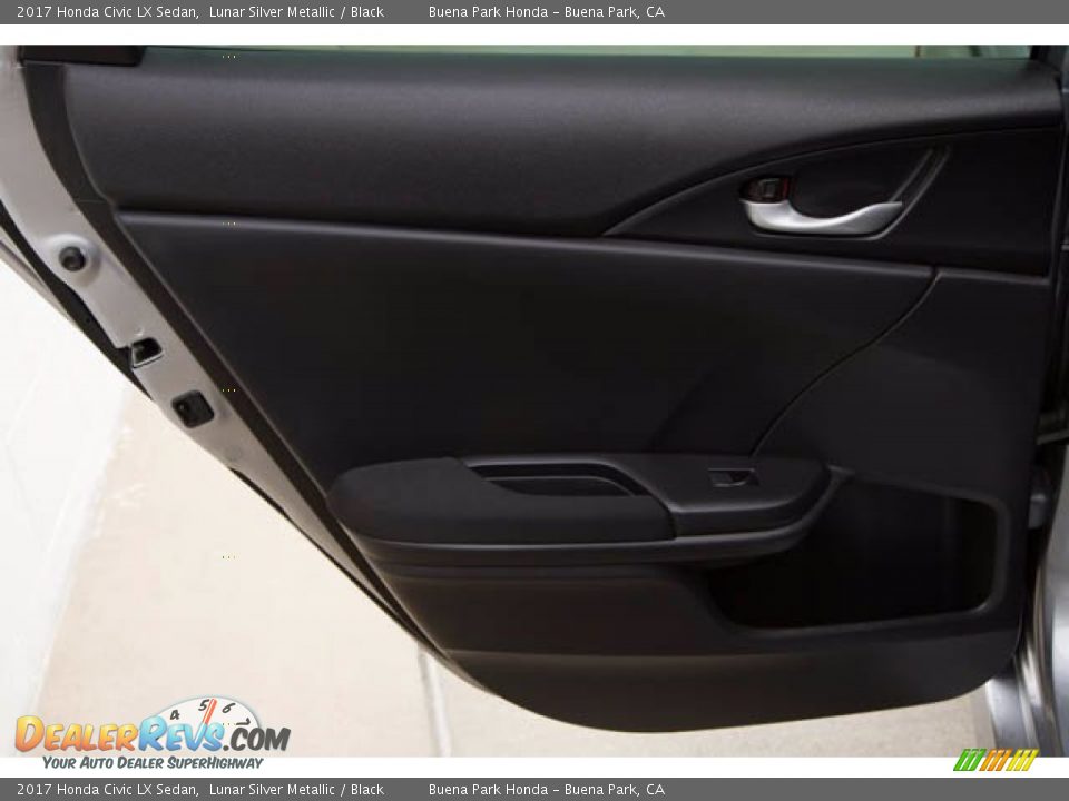 2017 Honda Civic LX Sedan Lunar Silver Metallic / Black Photo #31