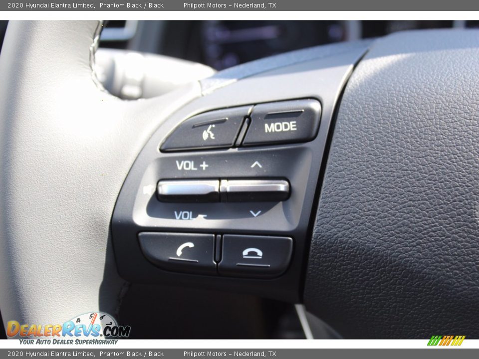 2020 Hyundai Elantra Limited Phantom Black / Black Photo #11