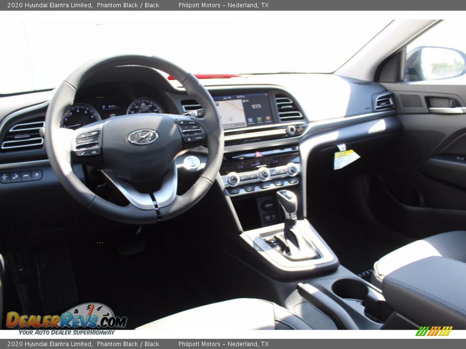 2020 Hyundai Elantra Limited Phantom Black / Black Photo #21