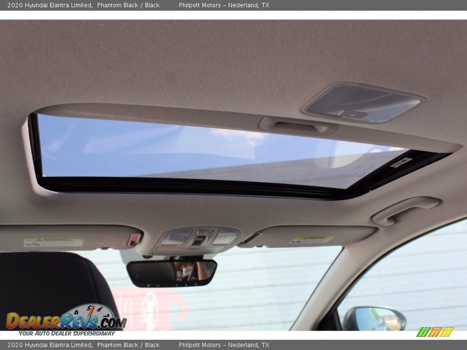 2020 Hyundai Elantra Limited Phantom Black / Black Photo #23