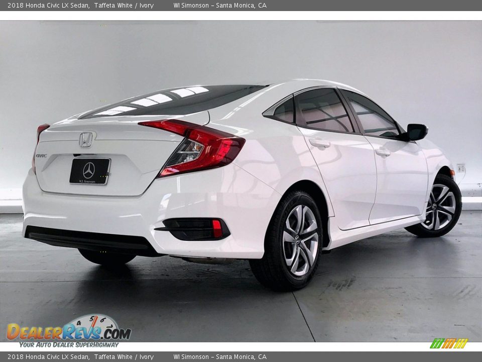 2018 Honda Civic LX Sedan Taffeta White / Ivory Photo #16