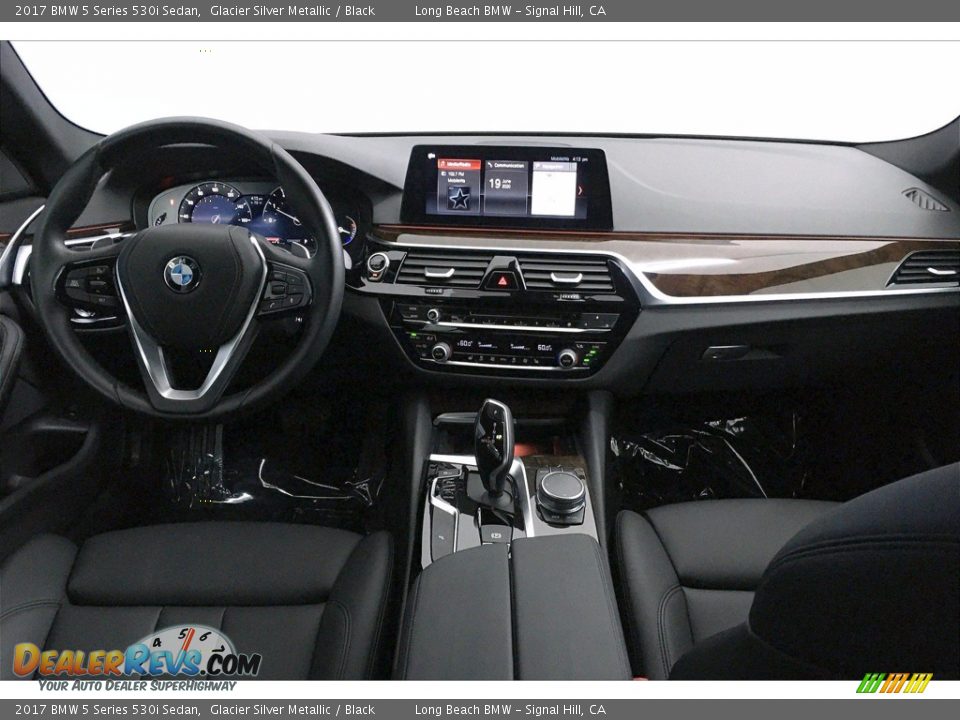 2017 BMW 5 Series 530i Sedan Glacier Silver Metallic / Black Photo #15