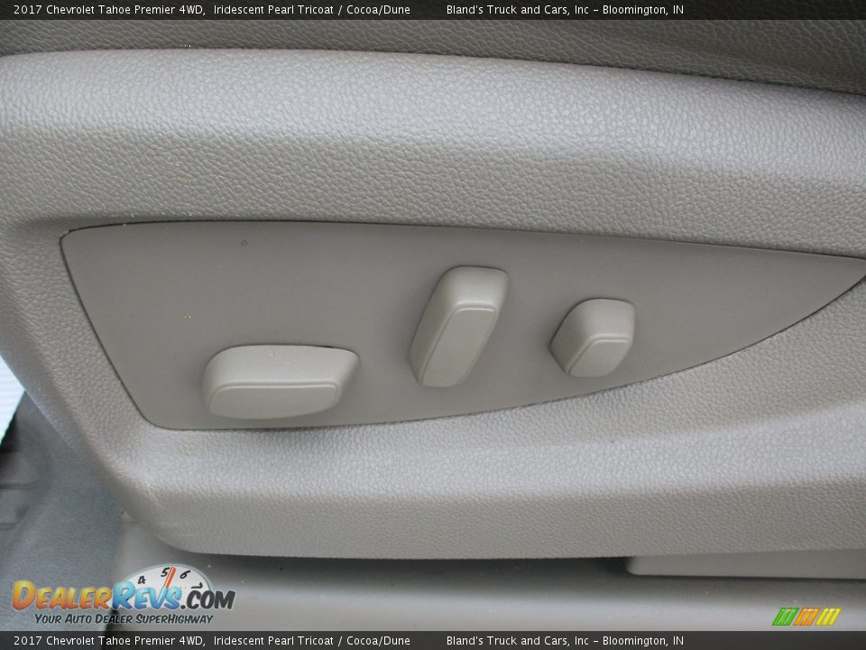 2017 Chevrolet Tahoe Premier 4WD Iridescent Pearl Tricoat / Cocoa/Dune Photo #15