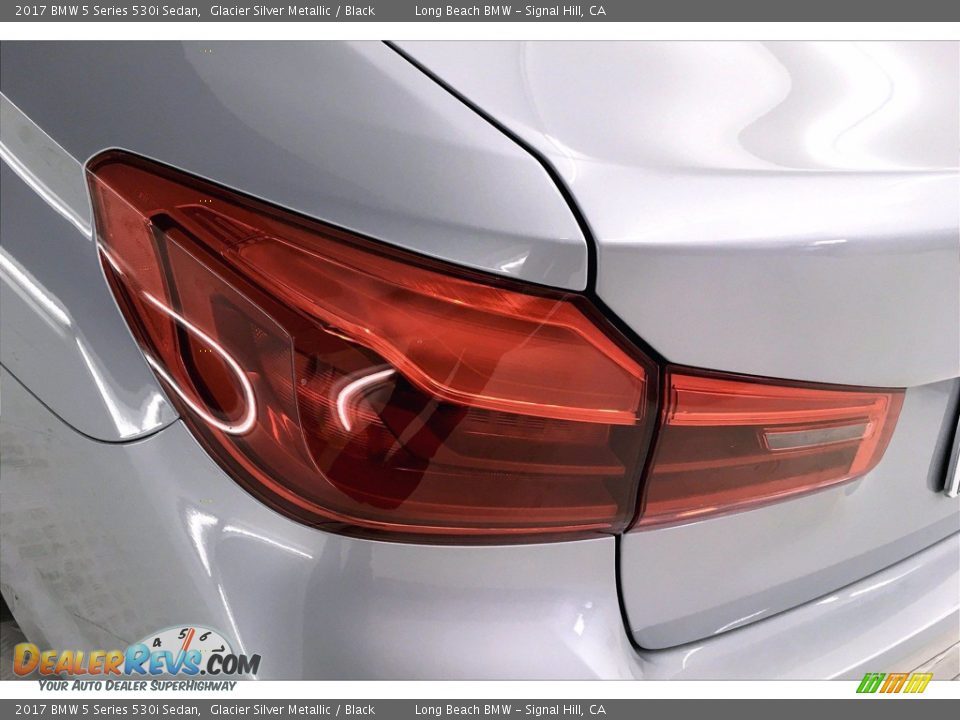2017 BMW 5 Series 530i Sedan Glacier Silver Metallic / Black Photo #27