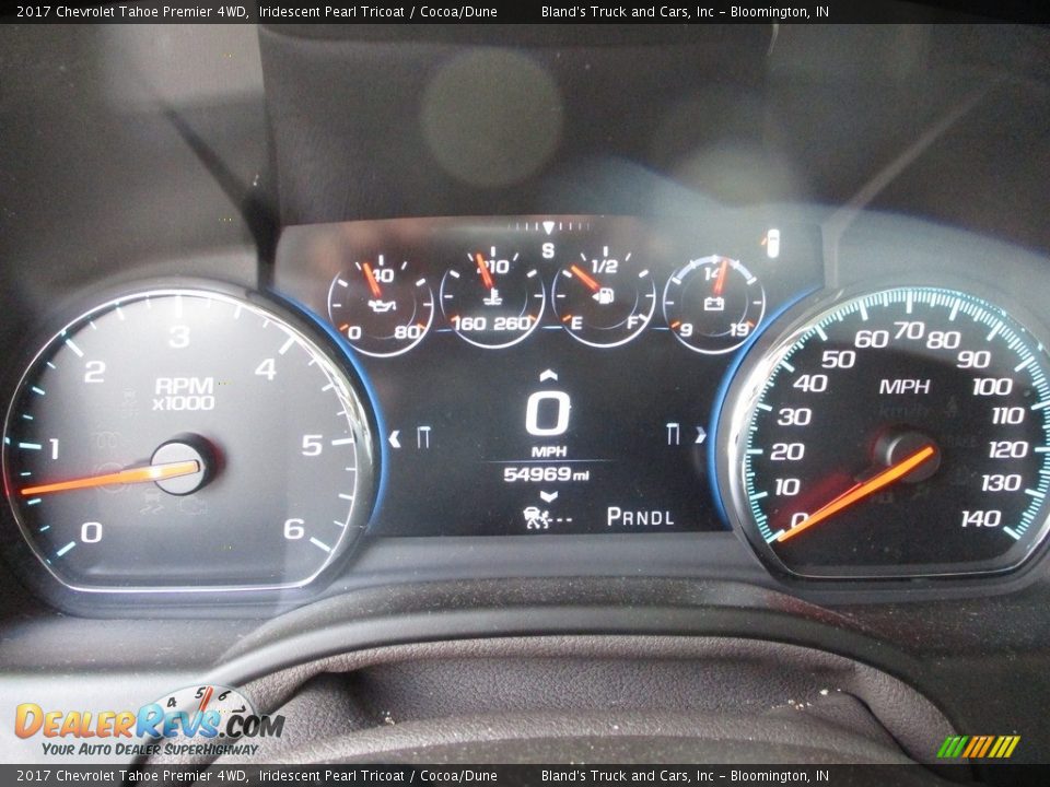 2017 Chevrolet Tahoe Premier 4WD Iridescent Pearl Tricoat / Cocoa/Dune Photo #26