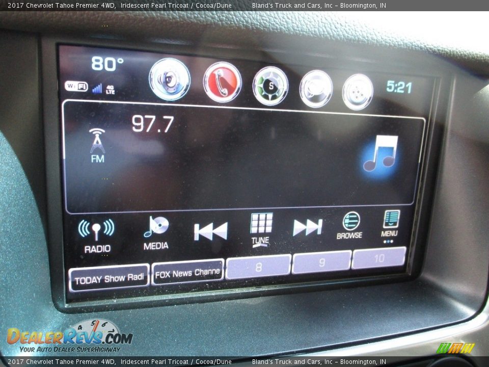 2017 Chevrolet Tahoe Premier 4WD Iridescent Pearl Tricoat / Cocoa/Dune Photo #32