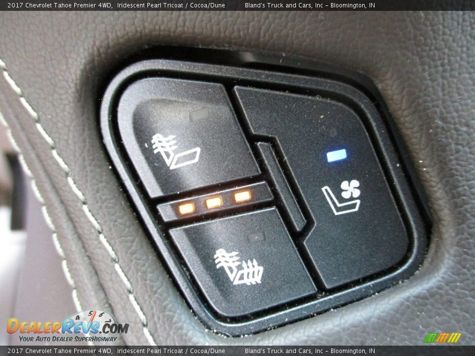 2017 Chevrolet Tahoe Premier 4WD Iridescent Pearl Tricoat / Cocoa/Dune Photo #36