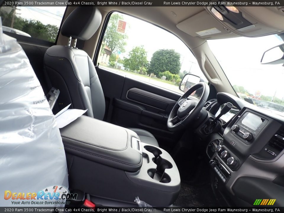 2020 Ram 3500 Tradesman Crew Cab 4x4 Chassis Bright White / Black/Diesel Gray Photo #10